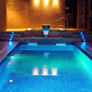 4* Отель Acacias &